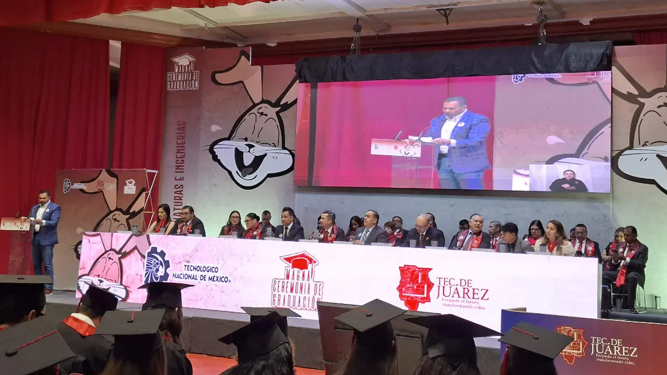 Cruz Perez Cuellar 001