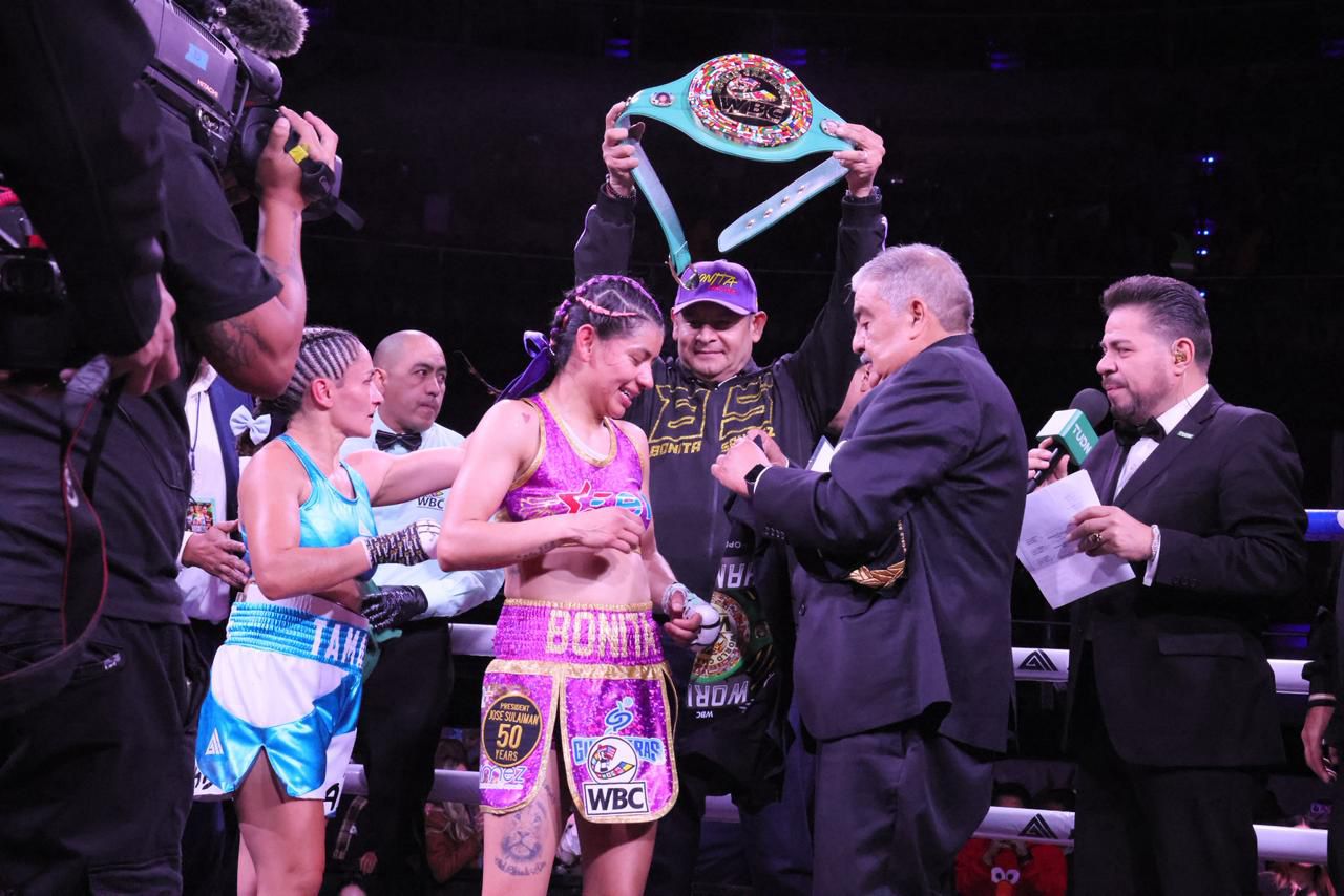 Gaby “La Bonita” Sánchez 001